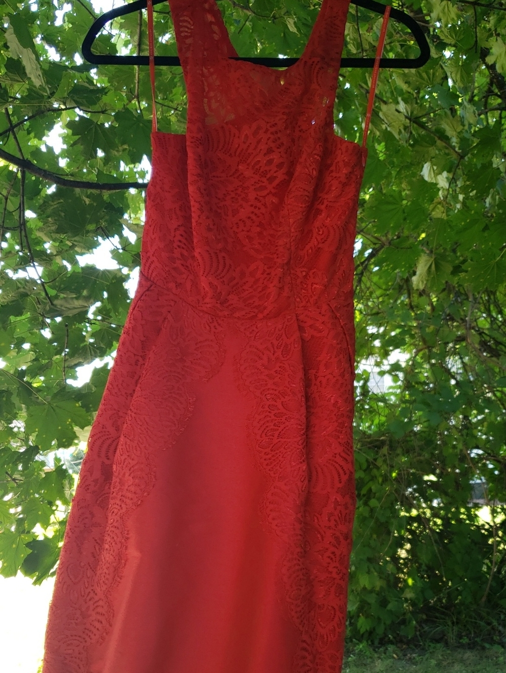 Red Lace Sheath Dress - Women's Elegant Evening Dress Monique Lhuilier